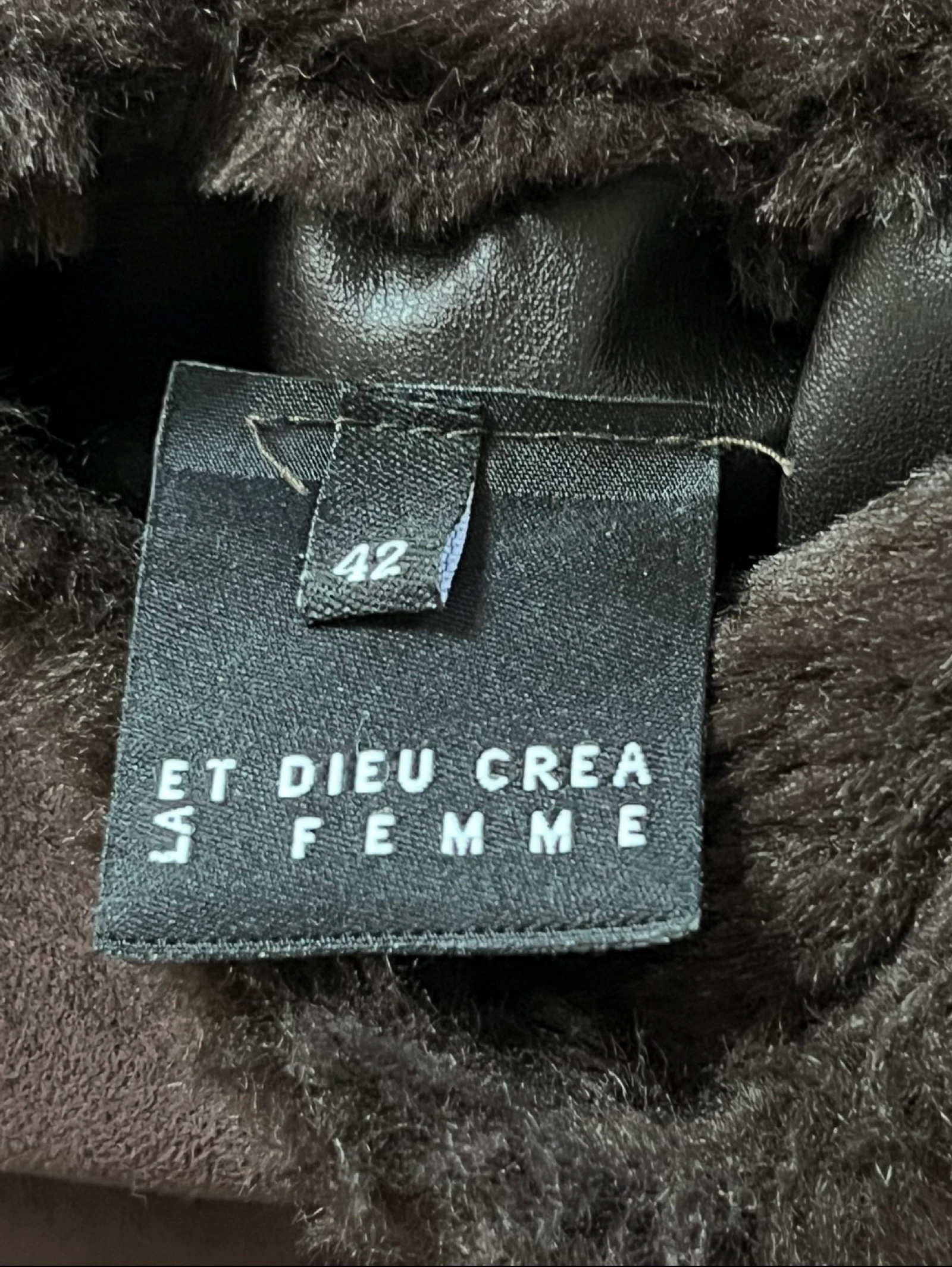 Et Dieu Créa La Femme Mantel van nepbont – photo 17